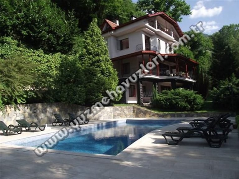 Sessiz Ev Çiftlik Otel Yüzme Havuzu İzmit Yüzme Havuzları İzmit